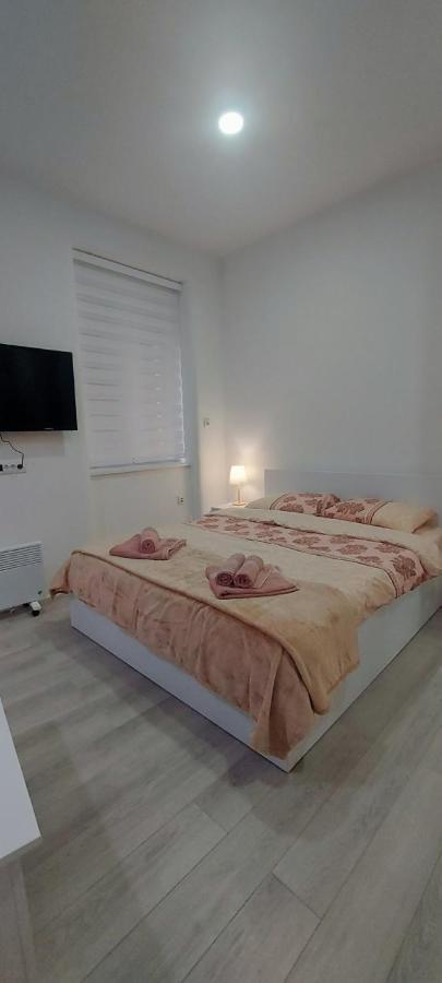 Zeleni Venac Studio & Apartment Βελιγράδι Εξωτερικό φωτογραφία