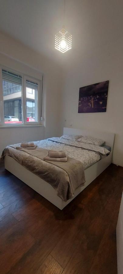 Zeleni Venac Studio & Apartment Βελιγράδι Εξωτερικό φωτογραφία
